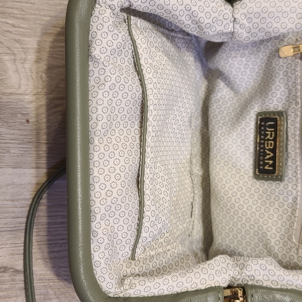 Urban Expressions Olive Woven Shoulder Bag - Picture 5 of 12